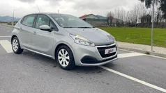 Usado 2016 Peugeot 208 Active Citadino | € 8.900 (Bom preço)