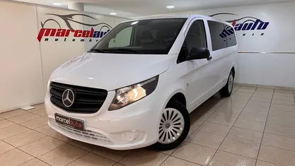 Branco Usado 2022 Mercedes Vito Van | € 43.750 (Preço justo)