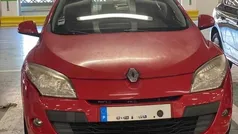 Vermelho Usado 2010 Renault Mégane III Sedan | € 6.850 (Preço elevado)