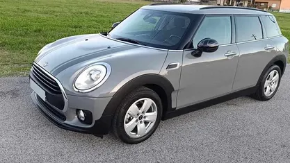 Usado Mini Clubman 116 HP (85 kW) 2019 Cinzento Carrinha
