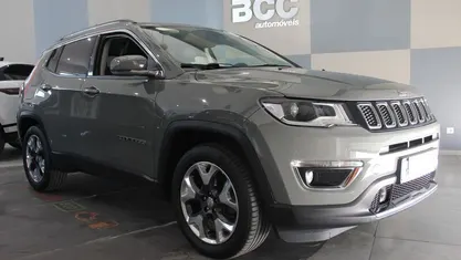 Usado 2019 Jeep Compass Limited SUV | € 23.990 (Preço justo)