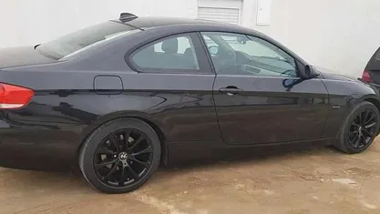Preto Usado 2007 BMW 320 Coupé | € 13.000 (Preço justo)