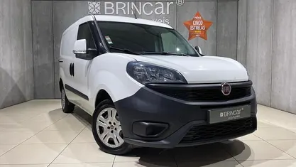 Branco Usado 2022 Fiat Doblò Easy Monovolume | € 13.490 (Bom preço)