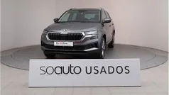 Cinzento escuro metalizado Usado 2023 Skoda Karoq SUV | € 26.990 (Preço justo)