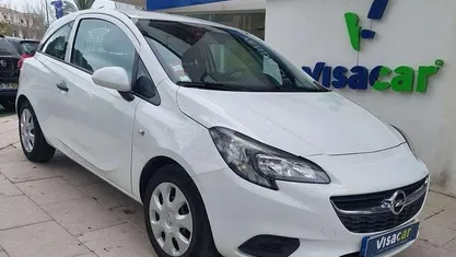 Branco Usado 2017 Opel Corsa Van | € 12.900 (Preço justo)