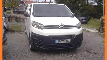 Branco Usado 2022 Citroën Jumpy Monovolume | € 13.659 (Super Preço)