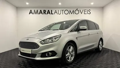 Cinzento Usado 2016 Ford S-MAX S Monovolume | € 16.900 (Preço justo)
