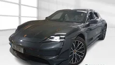 Cinzento Usado 2021 Porsche Taycan | € 70.900 (Preço justo)