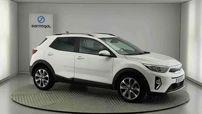 Usado 2025 Kia Stonic SUV | € 19.990 (Preço justo)