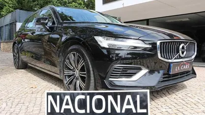 Preto Usado 2021 Volvo V60 Carrinha | € 27.990 (Bom preço)