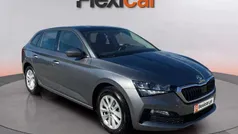 Cinza Usado 2023 Skoda Scala Ambition Citadino | € 15.480 (Preço justo)