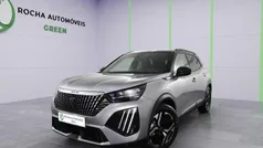 Usado 2025 Peugeot e-2008 Allure SUV | € 33.999 (Bom preço)