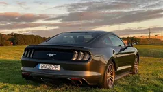 Cinzento Usado 2016 Ford Mustang Coupé | € 32.945 (Preço justo)