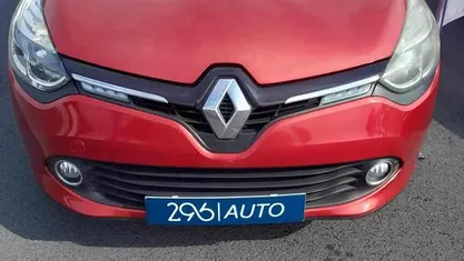 Vermelho Usado 2018 Renault Clio GrandTour Carrinha | € 8.900 (Preço justo)