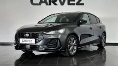 Cinza Usado 2022 Ford Focus ST-Line Citadino | € 19.900 (Preço justo)