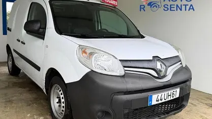 Branco Usado 2018 Renault Kangoo Monovolume | € 6.900 (Bom preço)