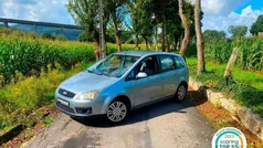 Cinzento Usado 2004 Ford C-MAX Ghia Monovolume | € 3.990 (Preço justo)