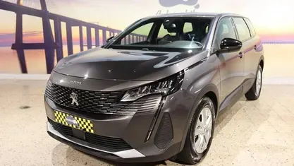 Usado 2023 Peugeot 5008 Active SUV | € 27.850 (Super Preço)