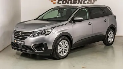 Cinza Usado 2019 Peugeot 5008 Active SUV | € 16.980 (Preço justo)