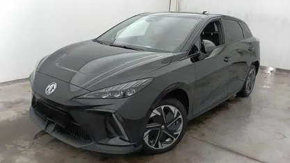 Usado MG MG4 EV 150 kW (204 HP) 2023 Citadino