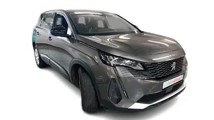 Usado Peugeot 5008 Active 130 HP (95 kW) 2022 Cinza SUV