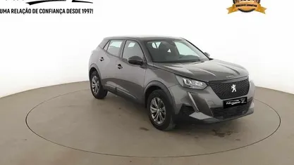 Usado Peugeot 2008 102 HP (75 kW) 2020 SUV