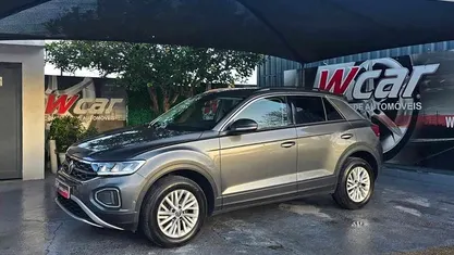 Cinzento Usado 2024 VW T-Roc SUV | € 23.950 (Preço justo)