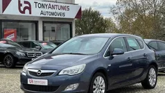 Azul Usado 2010 Opel Astra Edition Citadino | € 8.500 (Preço justo)