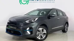 Cinza Usado 2021 Kia e-Niro SUV | € 22.980 (Super Preço)