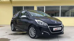 Usado 2016 Peugeot 208 Allure Citadino | € 10.900 (Preço justo)