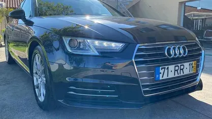 Azul Usado 2016 Audi A4 Premium Carrinha | € 18.500 (Super Preço)