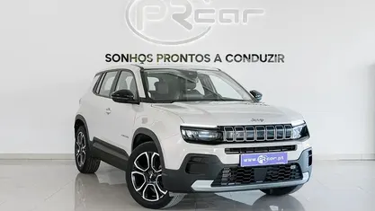 Cinzento Usado 2024 Jeep Avenger Altitude SUV | € 23.900 (Preço justo)