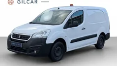 Branco Usado 2018 Peugeot Partner Monovolume | € 10.950 (Preço justo)
