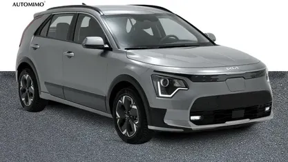 Cinza Usado 2023 Kia e-Niro SUV | € 28.980 (Preço justo)