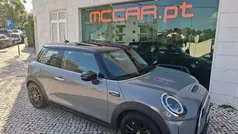 Cinza Usado 2021 Mini Cooper SE Citadino | € 18.500 (Preço justo)