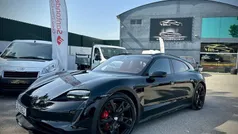 Preto Usado 2022 Porsche Taycan Sedan | € 78.490 (Bom preço)