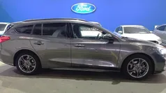 Cinza Usado 2020 Ford Focus ST-Line Carrinha | € 19.900 (Preço justo)