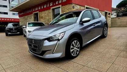 Usado 2020 Peugeot e-208 Active Citadino | € 15.750 (Preço justo)
