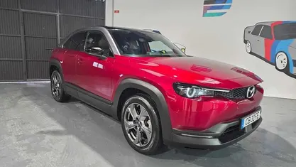 Vermelho Usado 2020 Mazda MX30 SUV | € 15.990 (Preço justo)