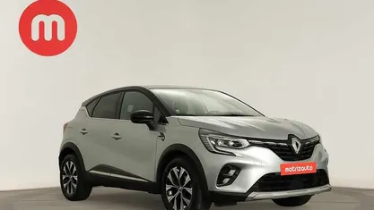 Cinzento Usado 2024 Renault Captur SUV | € 22.999 (Preço justo)