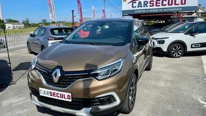 Usado Renault Captur 90 HP (66 kW) 2017 SUV