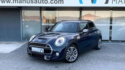 Usado Mini Cooper 170 HP (125 kW) 2017 Azul Citadino