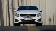 Usado 2017 Mercedes B180 Monovolume | € 15.000 (Preço justo)