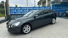Preto Usado 2012 Volvo V60 Momentum Carrinha | € 11.900 (Preço justo)