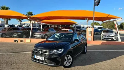 Usado VW Taigo Style 95 HP (69 kW) 2023 Cinza escuro SUV