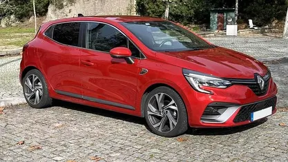 Usado 2020 Renault Clio V Citadino | € 13.100 (Preço justo)