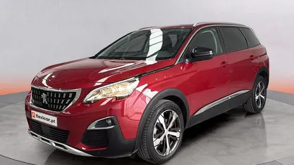 Usado Peugeot 5008 Allure 130 HP (95 kW) 2020 SUV