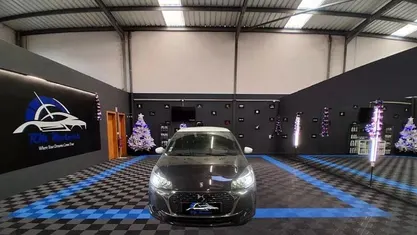 Roxo Usado 2018 DS Automobiles DS3 So Chic Citadino | € 13.890 (Preço justo)