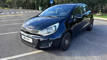 Preto Usado 2011 Kia Rio | € 7.499 (Preço justo)