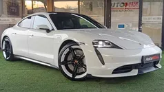 Usado 2021 Porsche Taycan Turbo Sedan | € 92.500